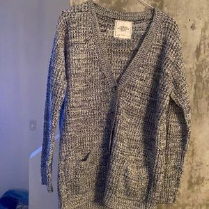 Urban heritage buttoned sweater